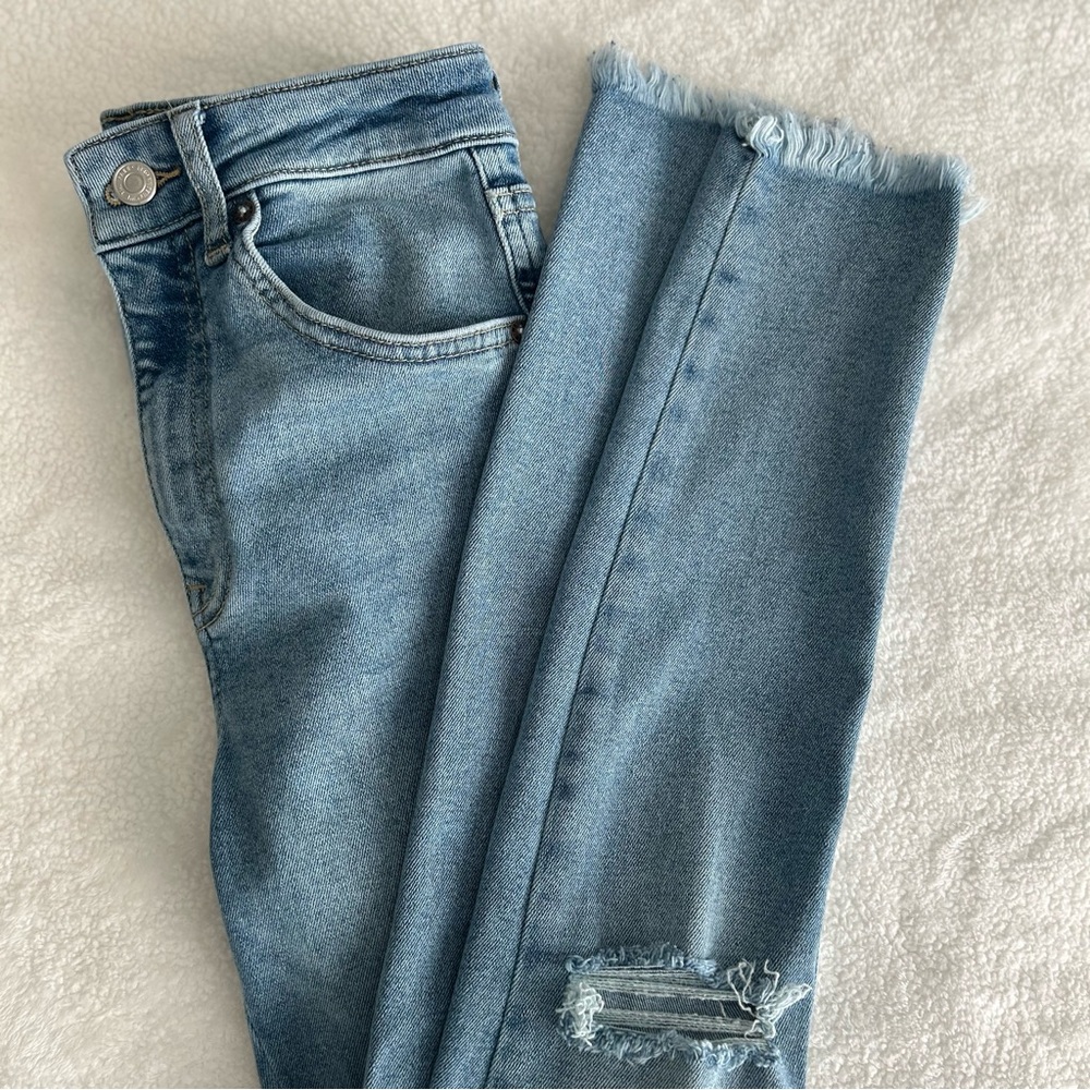 Free People Distressed Jeggings